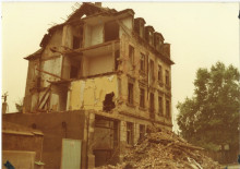 Bildinhalt: Abriss des grnderzeitlichen Wohnhauses Henricistrae 24. Foto: Sammlung Lindenauer Stadtteilverein e. V. (aus Privatbesitz - Danke!)